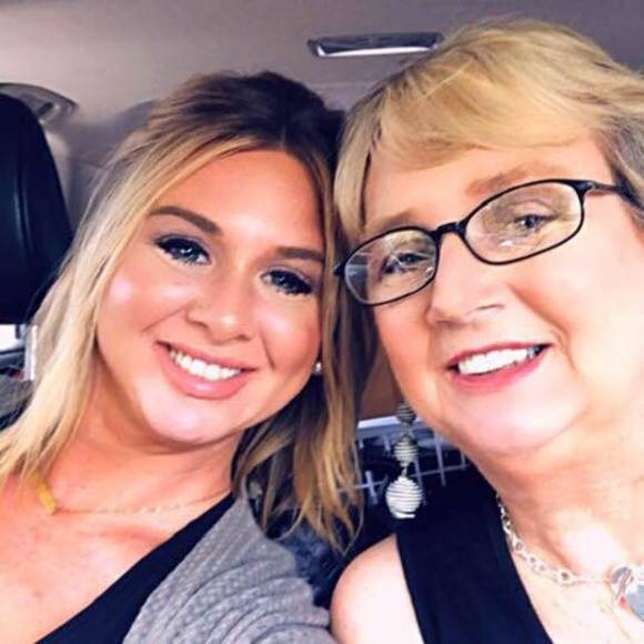 Meet your Posher, Joanne - Picture 1 of 1